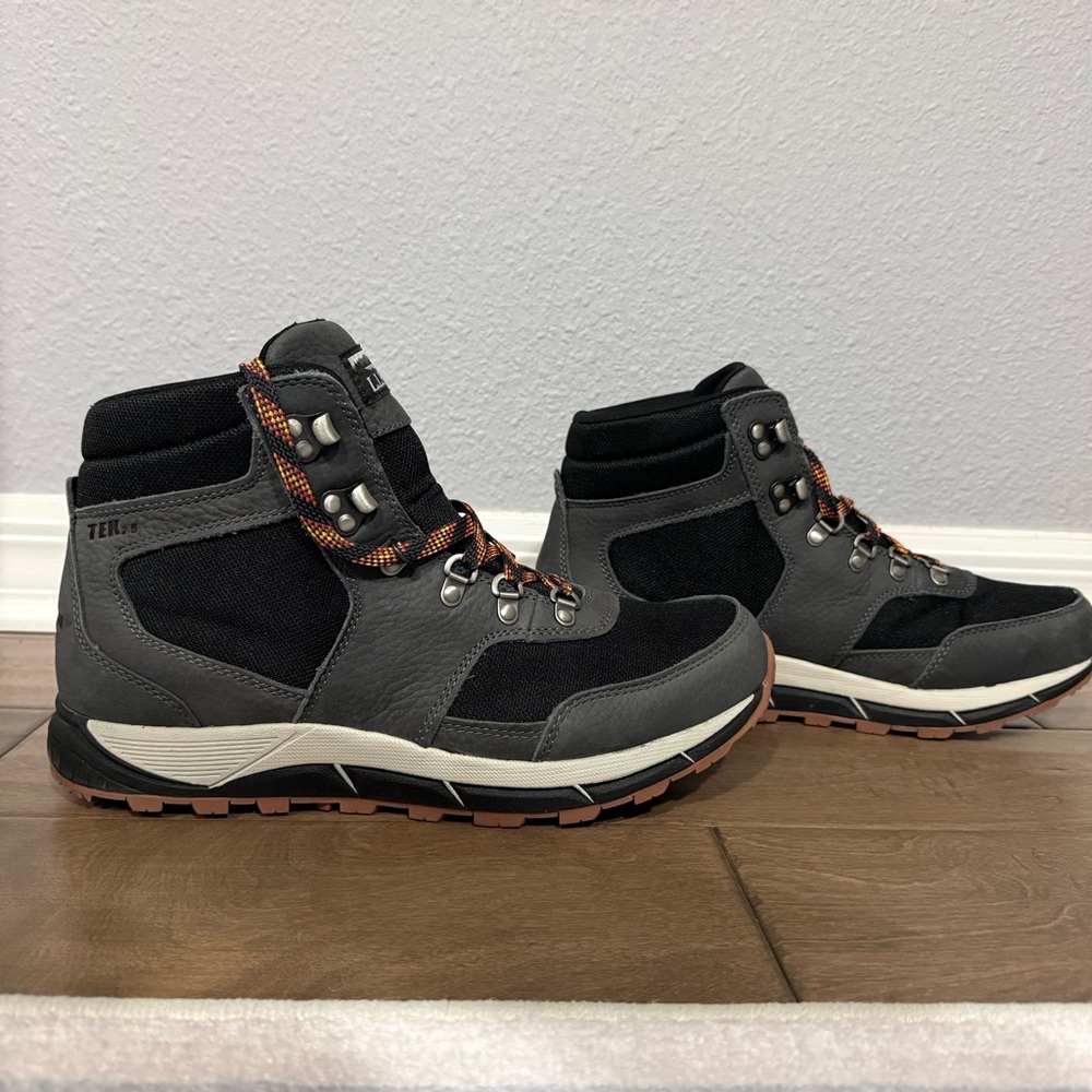 Worn Once! LL Bean Men's Mountain Classic Hiking Boots - Picture 3 of 7